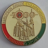 Plzen 2000 Shooting European Junior Championship Czech Republic Archery PIN A6/3 - Archery