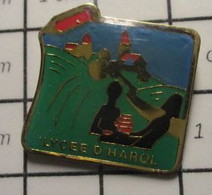 411c Pin's Pins / Beau Et Rare / THEME : ADMINISTRATIONS / LYCEE D'HAROL Vosges, En Région Grand Est - Administrations