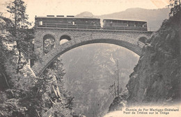 CPA SUISSE CHEMIN DE FER MARTIGNY CHATELARD PONT DE SUR LE TRIEGE (TRAIN - Martigny