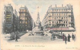 CPA Lyon - La Place Et La Rue De La République - Animé Et Colorisé - Dos Non Divisé - Lyon 5