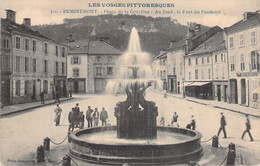 CPA Remiremont - Place De La Courline - Au Fond Le Fort De Parmont - Animé - Remiremont