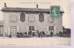 CPA  - BEAUVOIR SUR NIORT - HOTEL DE LA GARE - Beauvoir Sur Niort