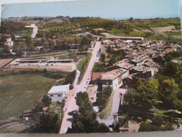 Avenue De Castres. Groupe Scolaire - Vue Aérienne - Lautrec