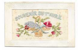 Cpa, "Souvenir Du 1er Avril", Cartz Brodée, Gaufrée, Tissu, Dos écrit 1906 - 1er Avril - Poisson D'avril