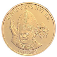 VATICANO. MEDALLA DEDICADA AL PAPA BENEDICTO XVI - Monarquía / Nobleza