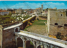 CARTOLINA  BARLETTA,PUGLIA,SCORCIO DEL CASTELLO SVEVO E PANORAMA DELLA CITTA,BELLA ITALIA,STORIA,CULTURA,VIAGGIATA 1971 - Barletta