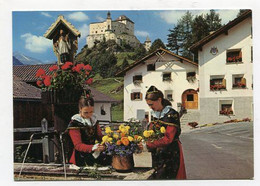 AK 048969 SWITZERLAND - Dorfbrunnen In Tarasp - Engadiner Trachtenmädchen - Tarasp