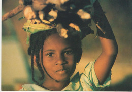 LOT 1505 MAYOTTE CPM VISAGE D ENFANT MAHORAIS SHOPPING N° 105 - Mayotte