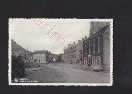 Cerfontaine - Place Du Jeu De Balle - Postkaart - Cerfontaine