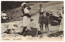 S. VICENTE, CABO VERDE - Lavadeiras - Girls Washing - Lavandières - Lessive - Hastings 4093 - Cape Verde