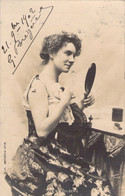 CPA Yvette Guilbert - Artiste Diva - Carte Voyagée En 1902 - Artisti