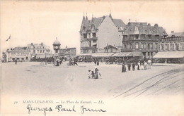 CPA Malo Les Bains - La Place Du Kursaal - Animé Et Voyagée En 1903 - Malo Les Bains