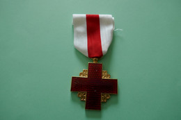Médaille De La Croix Rouge Française (or) - France