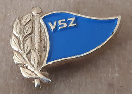 Rowing  Federation Of Zagreb VSZ Croatia Vintage Badge Pin - Rudersport