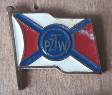 Rowing  Federation Of Poland PZTW  Vintage Badge Pin - Rudersport