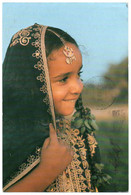 BAHRAIN/BAHREIN - LITTLE BAHRAINI GIRL WEARING THOAB NASHIL - Bahrain