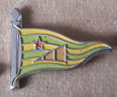 Rowing  Club Yugoslavia Vintage Pin Badge - Rowing