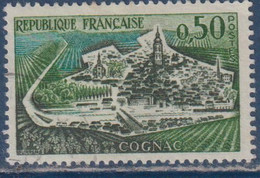 Cognac Avec état Différent Sur Les Péniches  N°1314  Oblitéré - Usados