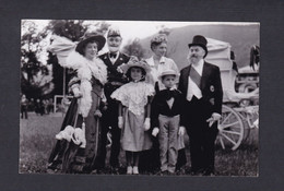 Rare Carte Photo Baudry Gex (01) Fete De L' Oiseau 1954 Personnages Costumés  Roi De La Fete ?    ( 50689) - Gex