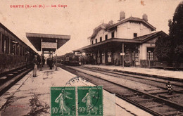 77 / GRETZ / LA GARE / PLAN RARE / 2 TRAINS EN GARE - Gretz Armainvilliers