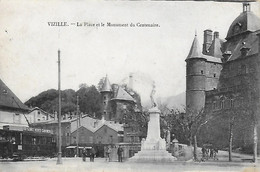 38)   VIZILLE - La Place Et Le Monument Du Centenaire ( Tramway ) - Viriville