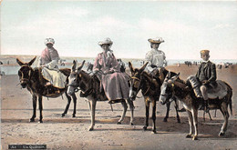 ANIMAUX - ANES ET TOURISTES - BORD DE MER - "UN QUATUOR" - Donkeys