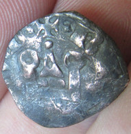 Monnaie Féodale à La Croix Et Au Châtel à Identifier - Billon - 476-1789 Period: Feudal