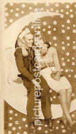 SAILOR AND PRETTY GIRL SAT IN CRESCENT MOON NICE OLD R/P POSTCARD WW1 MILITARY INTEREST WAR - Guerra 1914-18