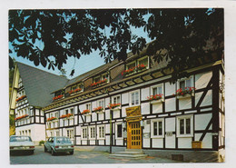 5948 SCHMALLENBERG - LATROP, Gasthof "Zum Grubental", VW-GOLF, MERCEDES-BENZ - Schmallenberg