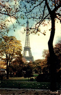 N°91889 -cpsm Paris -la Tour Eiffel- - Tour Eiffel