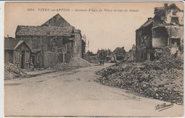 Vitry En Artois (62 - Pas De Calais) Grande Place De Vitry Et Rue De Douai - Vitry En Artois
