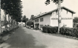 11940 Cpsm 64 Urrugne - Entrée Du Bourg - Urrugne