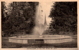 Nivelles - Le Jet D'Eau Du Parc - Nijvel