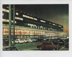 Paris Aéroport De Paris Orly : L'entrée De L'aérogare Vue La Nuit (cp Vierge N°190) - Aeronáutica - Aeropuerto