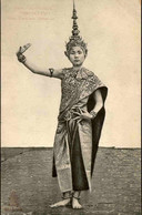 CAMBODGE - Carte Postale De Phnom Penh - Première Danseuse - L 120637 - Cambodge