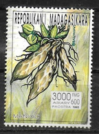 MADAGASCAR    N° 1316  * *  Manioc - Legumbres