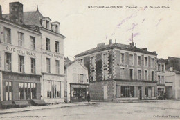 NEUVILLE-de-POITOU. - La Grande Place - Neuville En Poitou