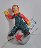 Christmas Tree Toy. Boy On Satellite. From Cotton. 16 Cm. New Year. Christmas. Handmade. - Adornos Navideños