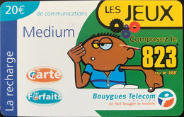 REUNION  -  Recharge Bouygues Medium  -   Les Jeux  -  20 E. - Réunion