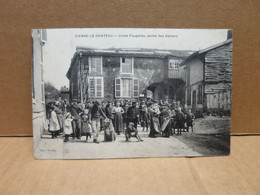 VIENNE LE CHATEAU (51) Usine Fougères Sortie Des Ateliers Belle Animation - Andere & Zonder Classificatie