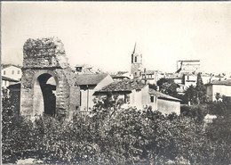 Delcampe - CPSM Fréjus  La Porte Dorée Vestige De La Décoration Du Port Romain - Frejus