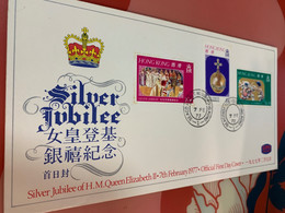 Hong Kong Stamp FDC Cover 1977 Silver Jubilee - Postwaardestukken