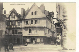 CPA   VANNES   Place Henry IV   N° 139 - Vannes