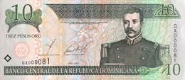 Dominican Republic 10 Pesos Oro, P-168b (2002) - UNC - GX000081 Serial Number - Dominicaine