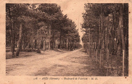 33 / ARES / BOULEVARD DE L AERIUM - Arès