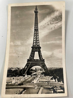 CPSM - 75 - La Tour Eiffel - N°12 - Eiffelturm