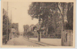 (77) BOIS-LE-ROI  . Avenue Foch - Bois Le Roi