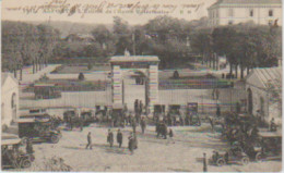 (94) ALFORT. L'Entrée De L'Ecole Vétérinaire (Nombreuses Autos 1900 / Animée ) - Maisons Alfort