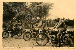 Moto Ancienne De Marque Type Modèle ? * 3 Motos Transport Motocyclette * CPA * Afrique Noire Africa - Motos