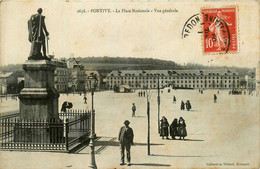 Pontivy * Vue Générale Sur La Place Nationale - Pontivy